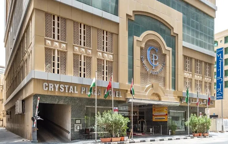 Crystal Plaza Hotel 2*
