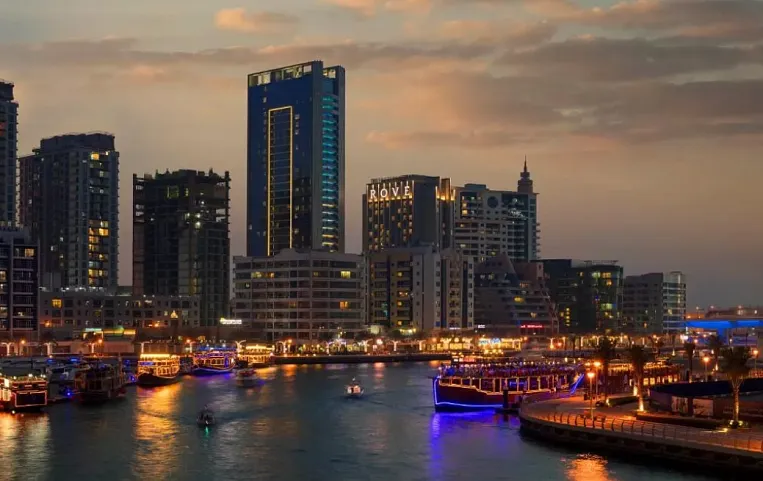 Rove Dubai Marina 3*