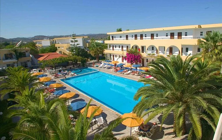 Marathon Hotel 3*+
