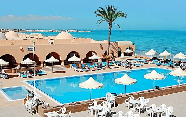 Oasis Marine Hotel 3*