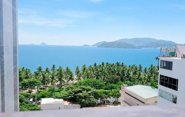 Prague NhaTrang Hotel 3*