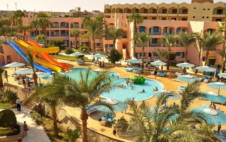 Le Pacha Resort 4*