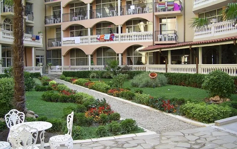 Royal Park 4*