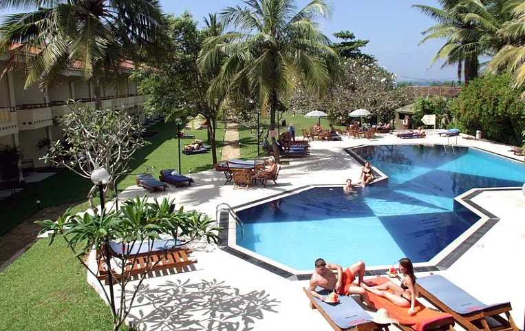 Hibiscus Beach Hotel 3*
