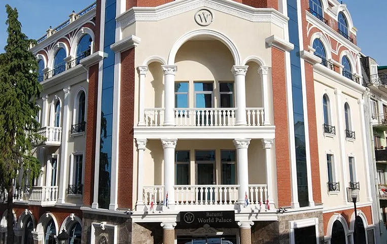 World Palace Batumi 4*