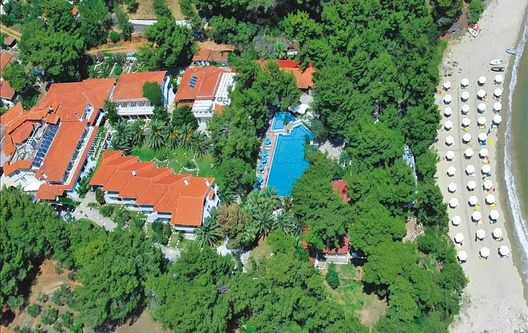 Porfi Beach Hotel 3*+