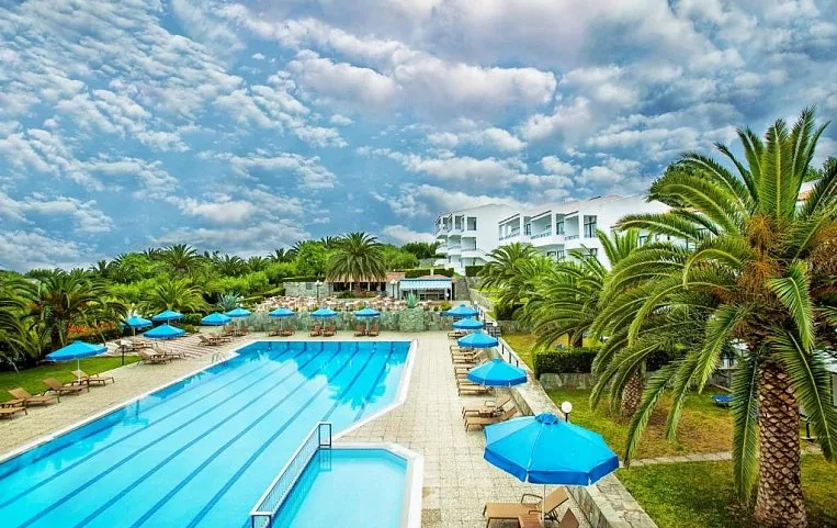 Xenios Port Marina 3*