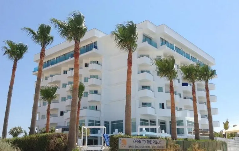 Tasia Maris Sands Hotel 4*