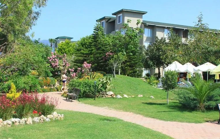 Sunset Beach Hotel 4*
