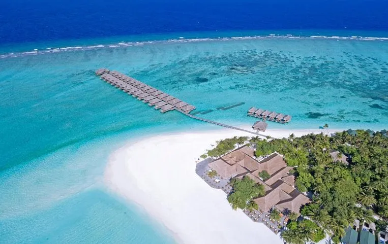 Meeru Island Resort 4*