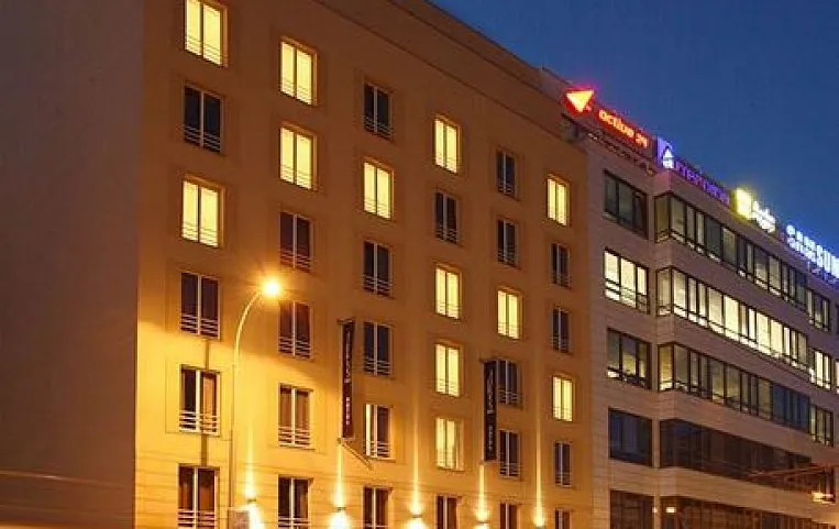 Jurys Inn Prague 4*