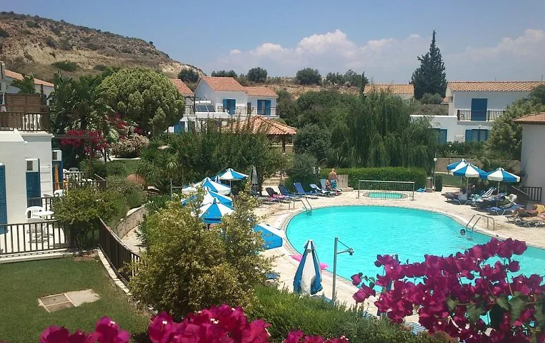 Hylatio Tourist Village 3*