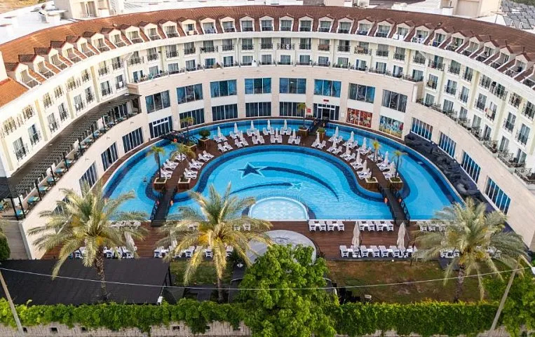 Meder Resort Hotel 5*