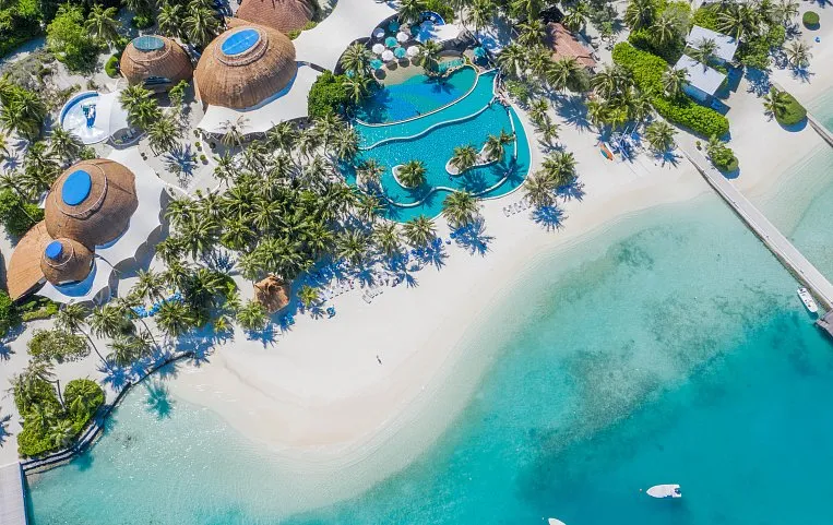 Holiday Inn Resort Kandooma 4*