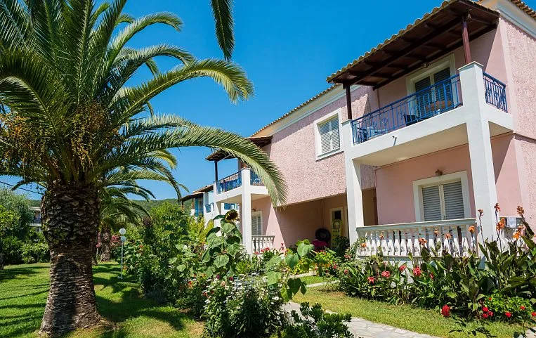 Three Stars Villas 3*