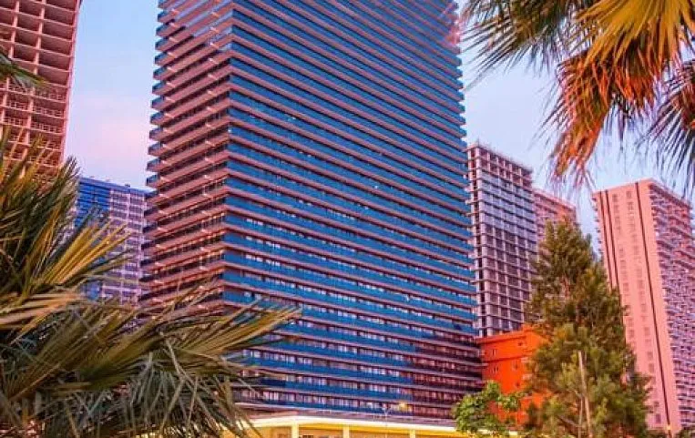 Orbi Beach Tower Hotel 