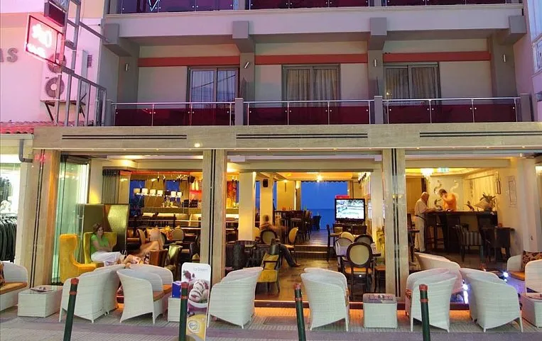 Dion Hotel 2*+