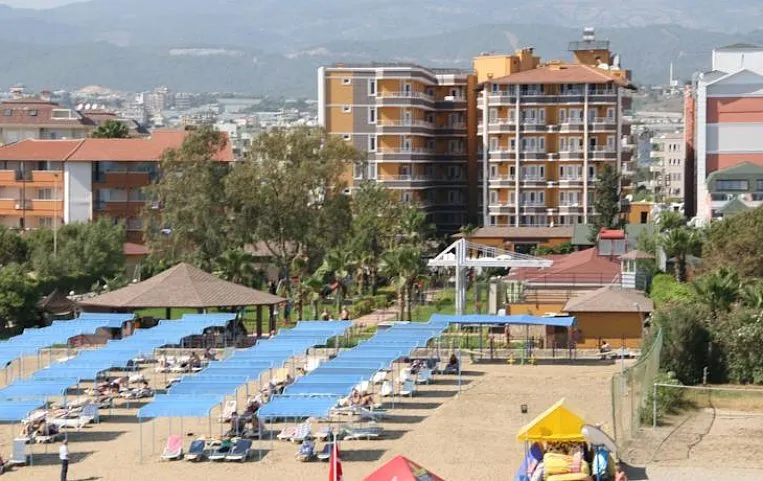 Senza Inova Beach Hotel 4*