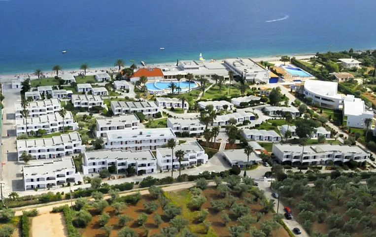 Kinetta Beach Resort & Spa 4*