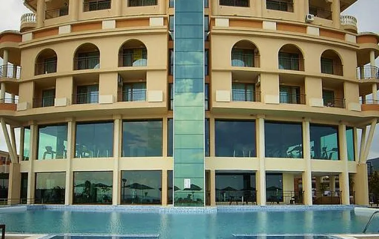 Grand Hotel Sveti Vlas 4*