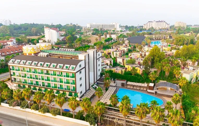 Orfeus Queen Hotel 4*