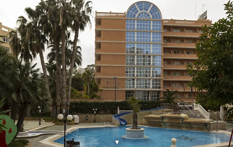 Tropic 3*