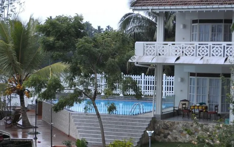 Laluna Ayurveda Resort 2*