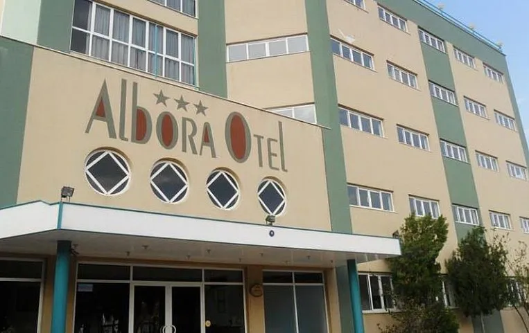 Albora Hotel 3*