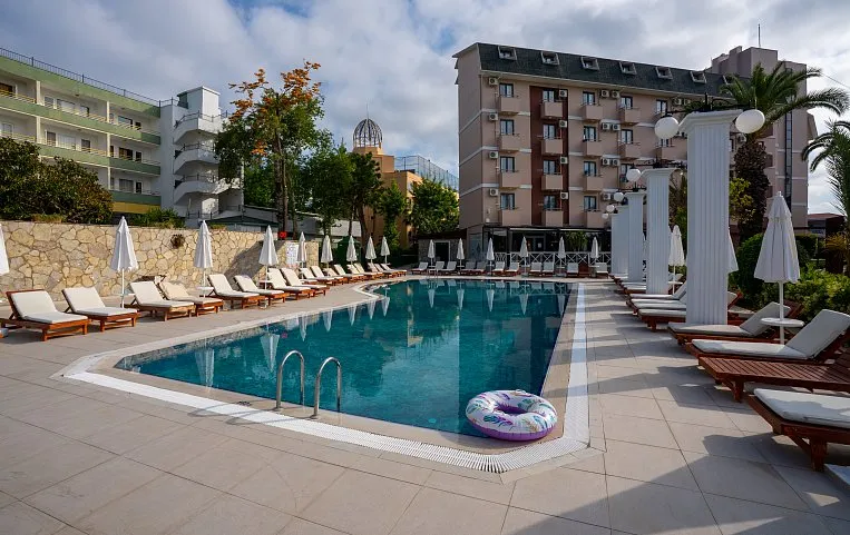 Club Aqua Plaza 5*