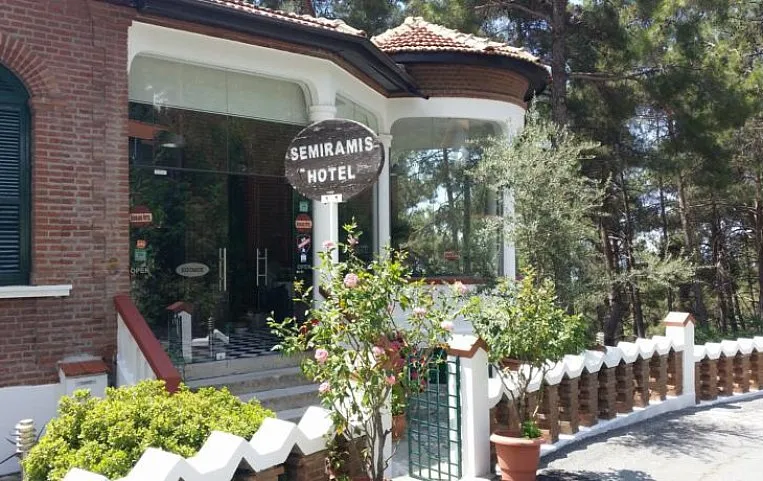 Semiramis Cyprus 2*