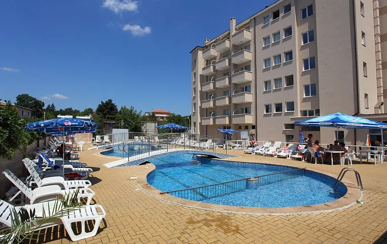 Aurora 3*