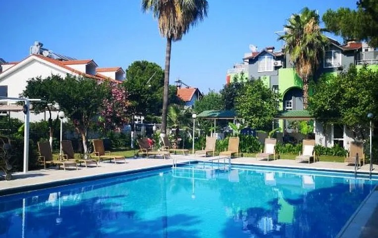 Anita Kemer Noch Hotel 4*