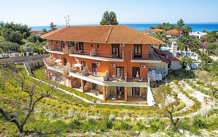 Anna Maria Paradise Hotel 3*