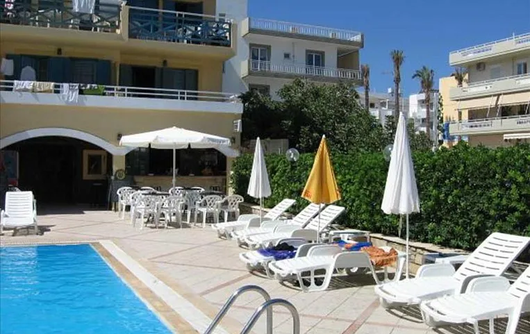 Petra Beach Hotel & Apartments