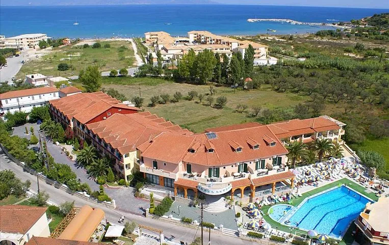 Letsos Hotel 3*