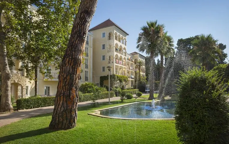Katarina Hotel 3*