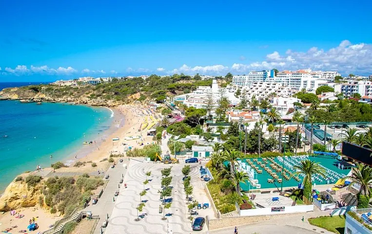 Muthu Clube Praia da Oura 4*