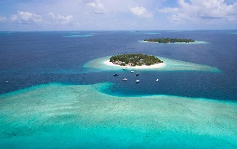 Malahini Kuda Bandos Resort 4*