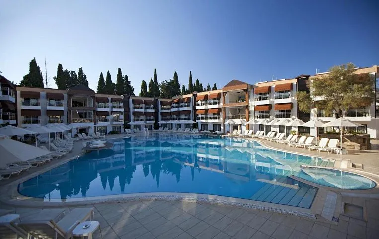 Risa Hotel 3*