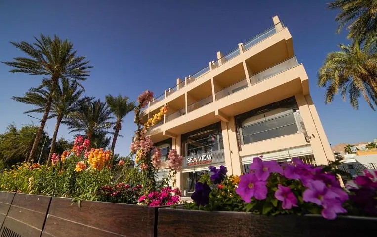 Sea View 3*