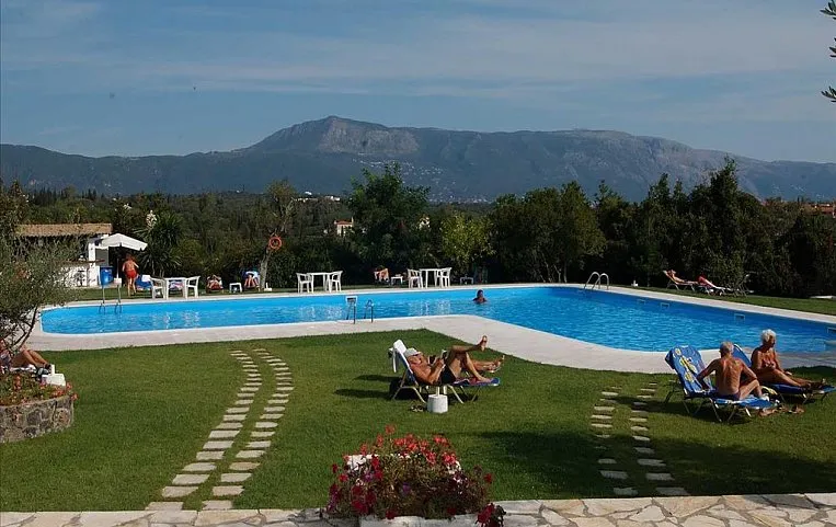 Saint Nicholas Hotel 3*