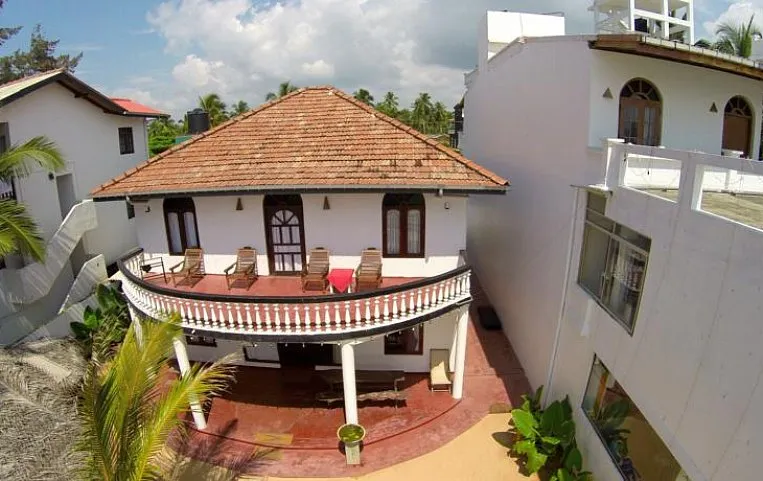 Royal Beach Hotel 3*