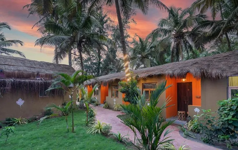 Amadi Beach Front Resort 4*