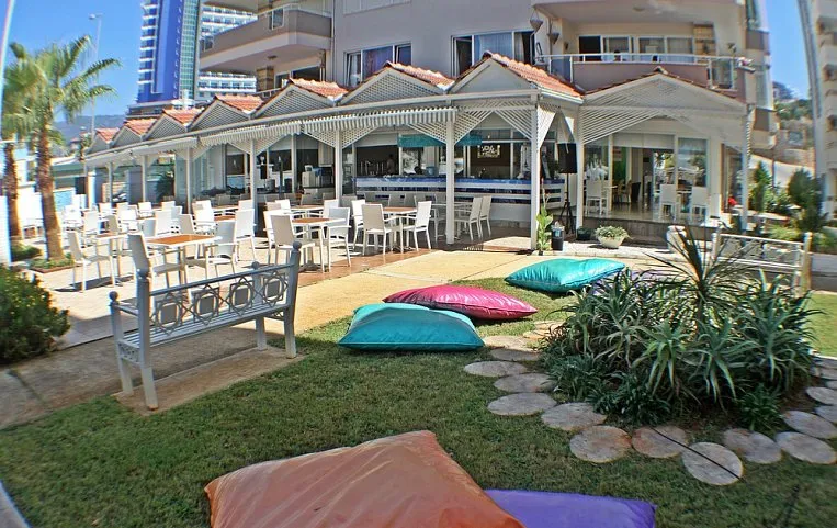Bora Bora Boutique Hotel 3*