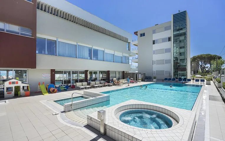 Ascot Miramare 4*