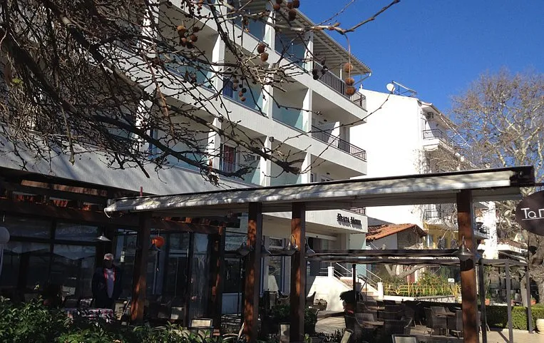 Plaza Hotel 3*