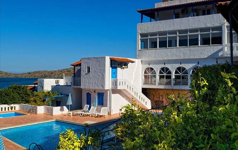 Selena Village Hotel 3*+