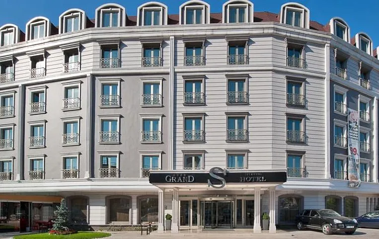 Grand S Hotel 4*