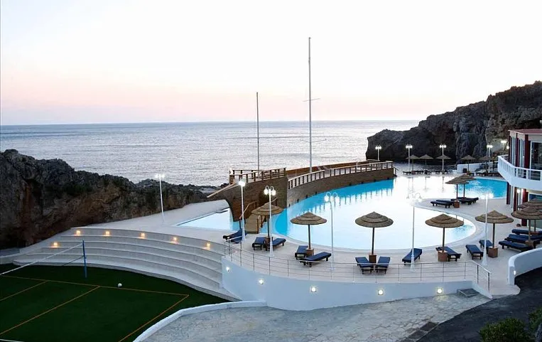 Kalypso Cretan Village 4*