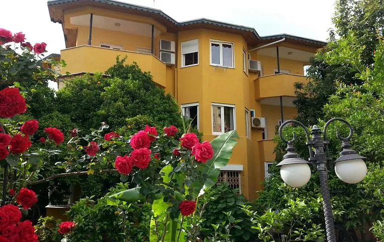 Santana Hotel 3*+